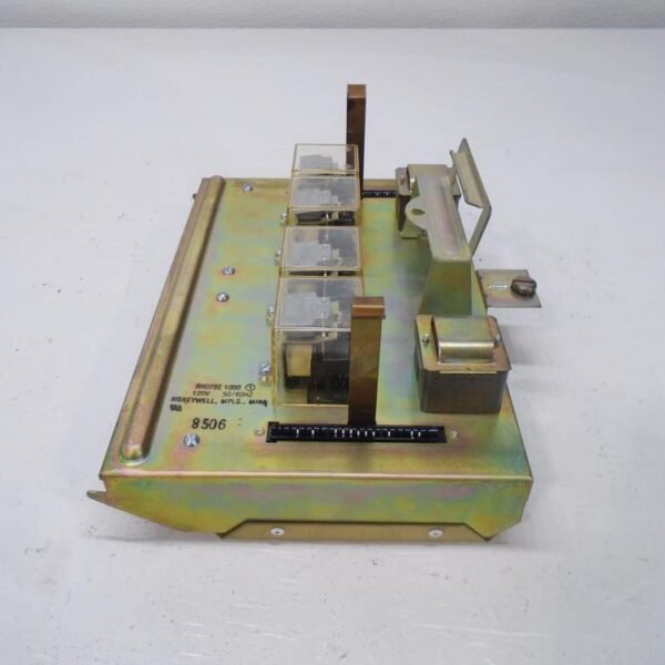 Honeywell Dual Industrial Flame Safeguard Control R4075E1000