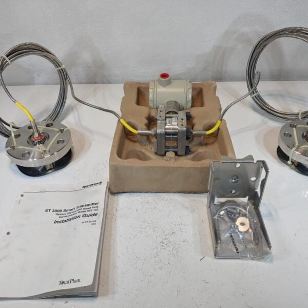 Honeywell ST3000 Smart Transmitter W/ Diaphragms STR12D-21A/1D0/DDY
