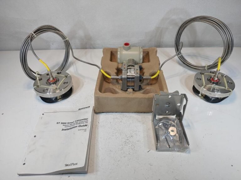 Honeywell ST3000 Smart Transmitter W/ Diaphragms STR12D-21A/1D0/DDY