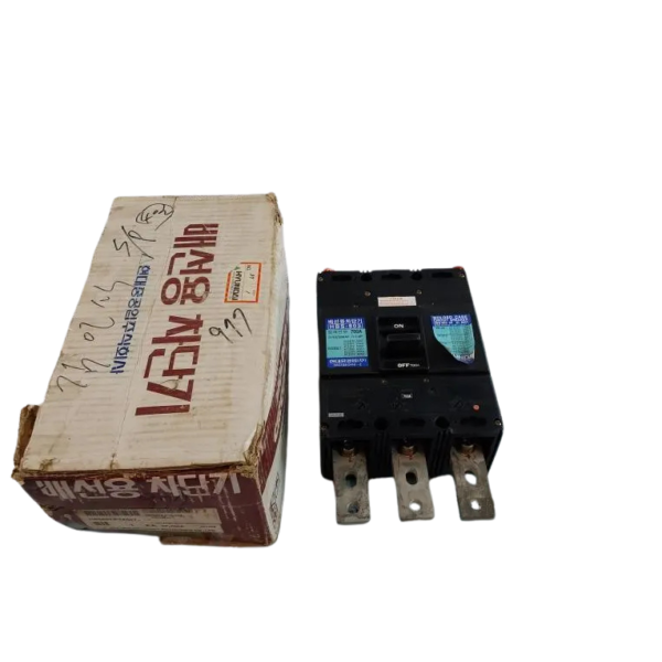 Hyundai Hbs-803 Molded Case Circuit Breaker 3-pole 700A 660V