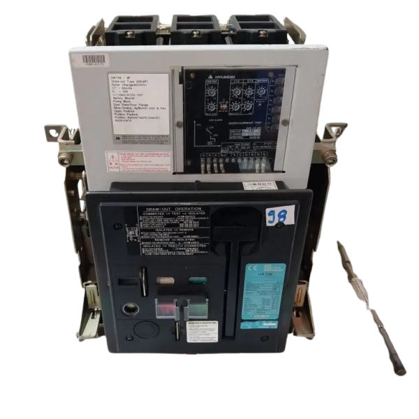 Hyundai HAT06 3 Pole Air Circuit Breaker