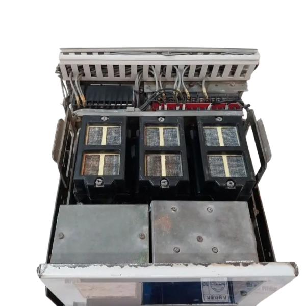 Hyundai HAT06 3-Pole Air Circuit Breaker 630A 50/60Hz 690V 5A 5B