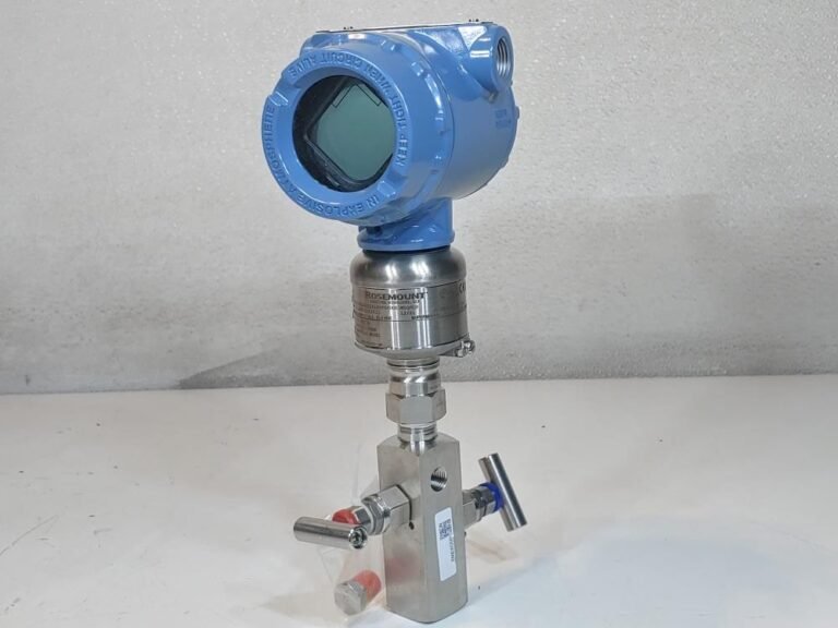 Rosemount 3051S1TG Pressure Transmitter w/ Manifold R306ET22BA11