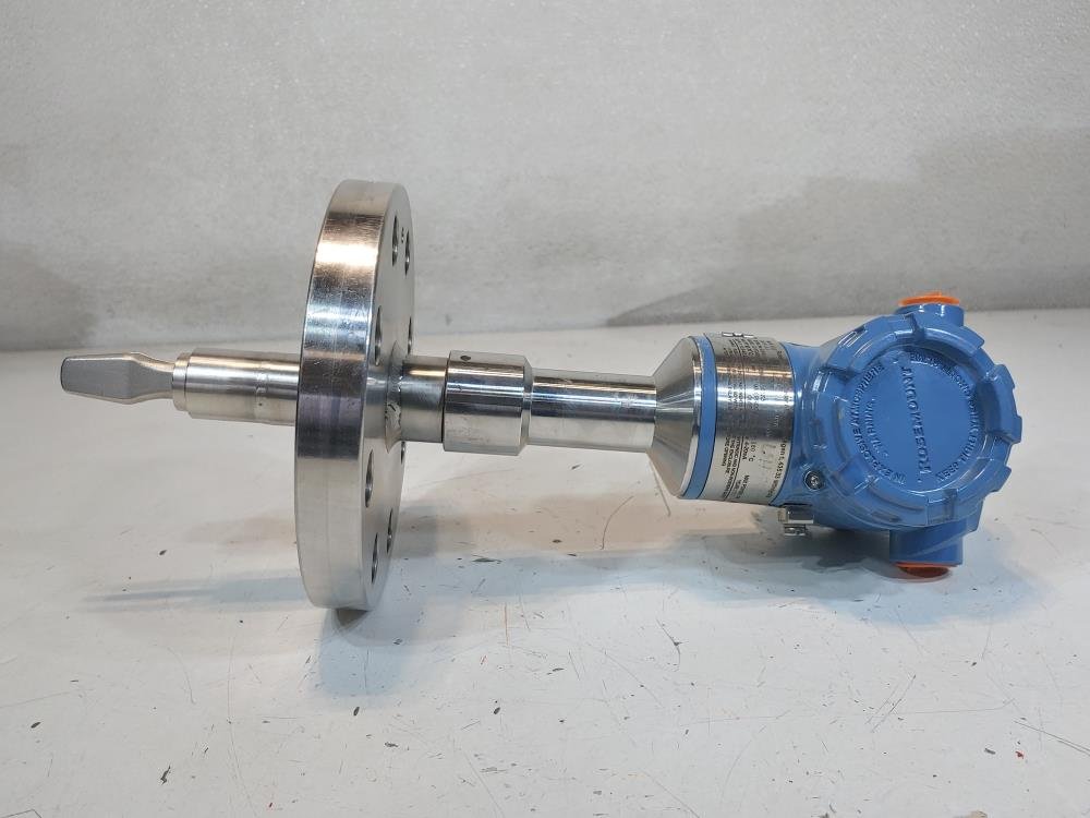 Rosemount Vibrating Fork Level Switch w/2" 300# Flange Rosemount Vibrating Fork Level Switch w/2" 300# Flange