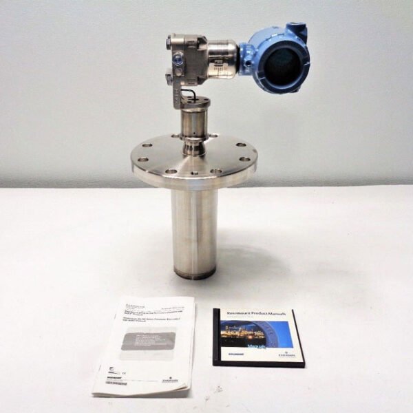 Rosemount Pressure Transmitter, 4" 150# Flange & Tube Body 3051S2CD2A2B11A1AE5M5