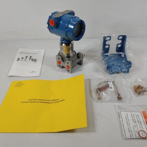 Rosemount 3051 Smart Pressure Transmitter Model 3051S2CD3A2F12AB1E5L4M5Q8D0