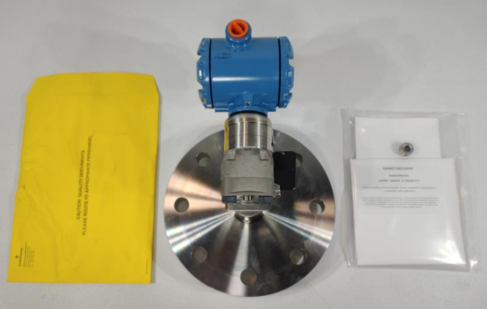 Rosemount 4" 300# 316SS Smart Pressure Transmitter 3051SAL1CG3A Rosemount 4" 300# 316SS Smart Pressure Transmitter 3051SAL1CG3A